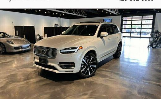 2023 Volvo XC90 Plus Bright