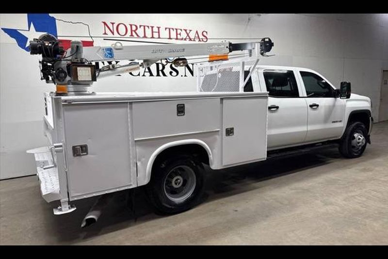 2016 Gmc Sierra — a typically priced live listing
