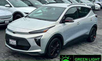 2023 Chevrolet Bolt EUV LT