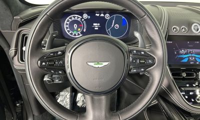 2021 Aston Martin DBX