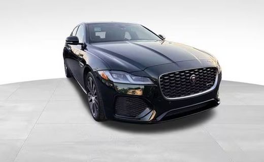 2022 Jaguar XF SE