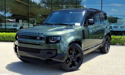2026 Land Rover Defender 110 X Dynamic