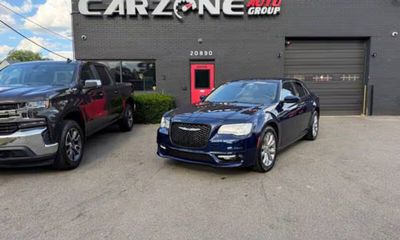 2017 Chrysler 300 Limited