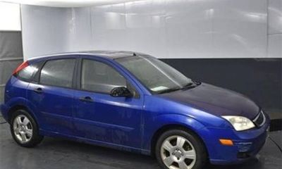 2005 Ford Focus ZX5