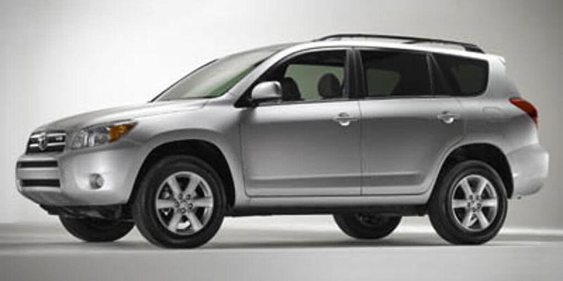 2006 Toyota RAV4 — a typically priced live listing