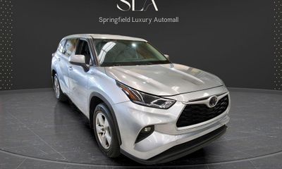2021 Toyota Highlander LE