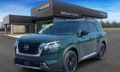 2022 Nissan Pathfinder Platinum
