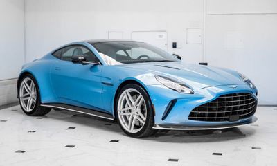 2025 Aston Martin Vantage Coupe