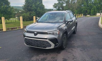 2025 Volkswagen Taos SE