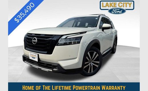 2023 Nissan Pathfinder Platinum