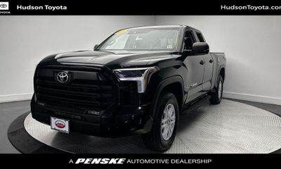 2022 Toyota Tundra SR5