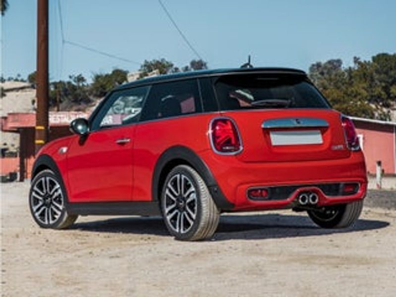 2020 Mini Hardtop — a typically priced live listing