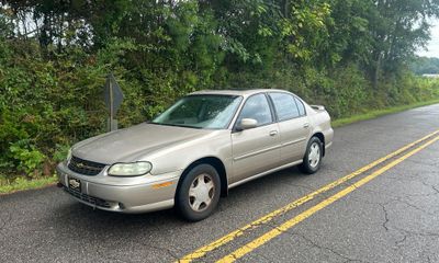 2000 Chevrolet Malibu LS
