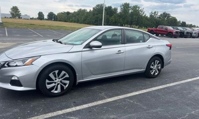 2019 Nissan Altima S