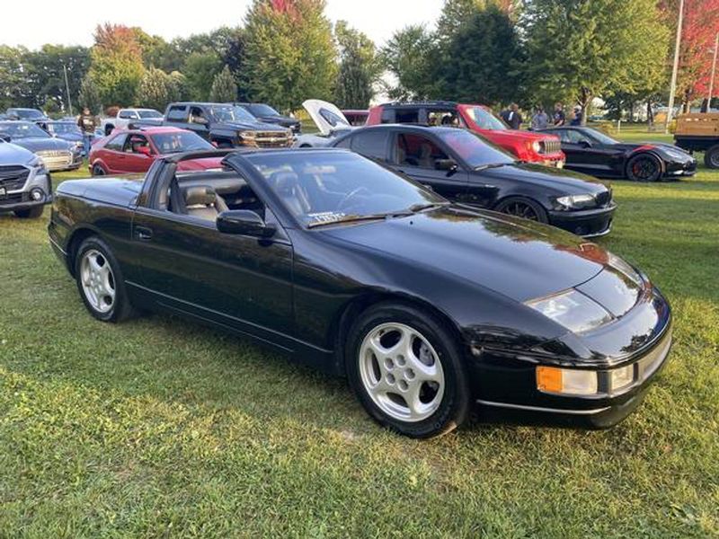 1993 Nissan 300ZX — a typically priced live listing