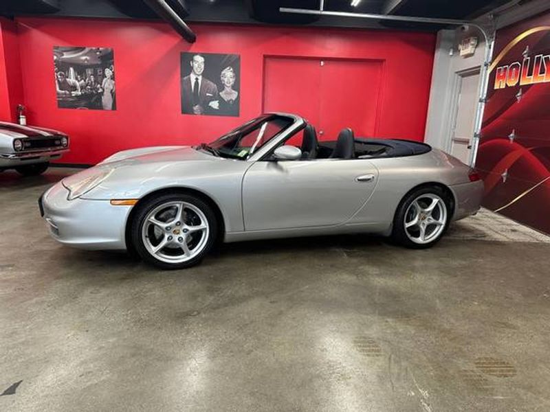 2002 Porsche 911 — a typically priced live listing