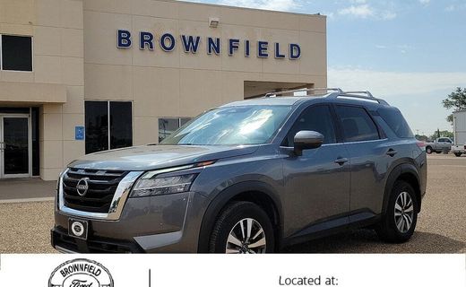 2022 Nissan Pathfinder SL