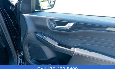 2025 Ford Escape ST Line