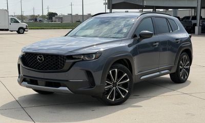 2026 Mazda CX-50 Premium Plus