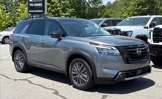 2023 Nissan Pathfinder SL