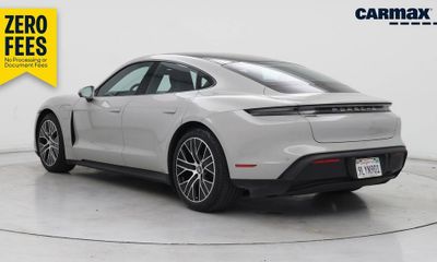 2024 Porsche Taycan
