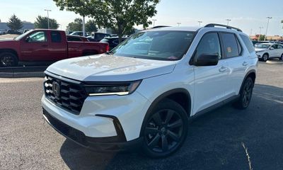 2025 Honda Pilot Sport