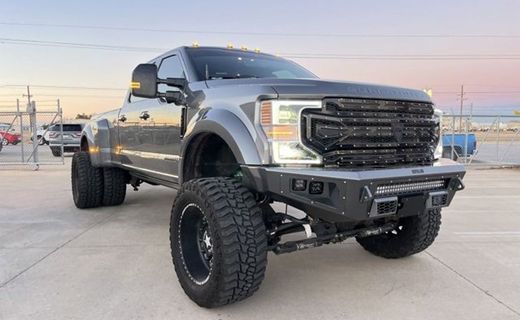 2022 Ford F-450 Platinum