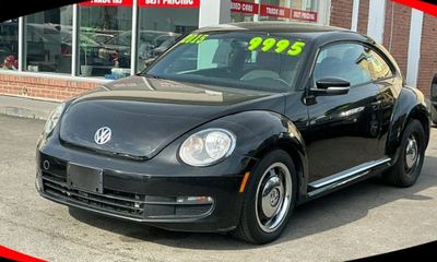 2015 Volkswagen Beetle 18T Classic