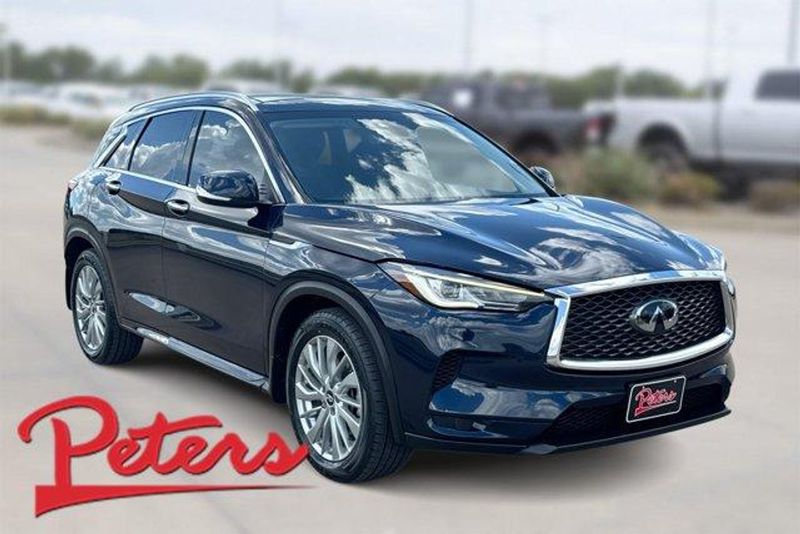2023 Infiniti QX50 — a typically priced live listing