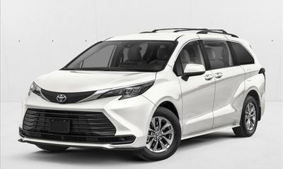 2026 Toyota Sienna LE