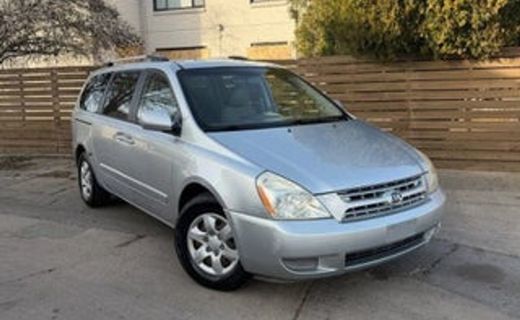 2010 Kia Sedona GL