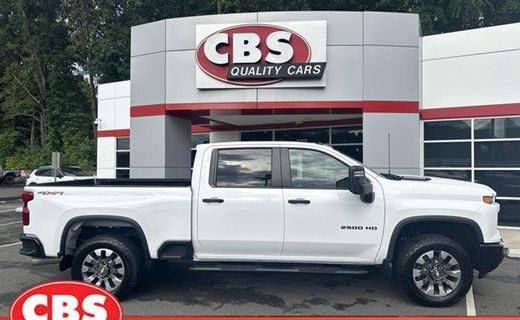 2024 Chevrolet Silverado HD Custom