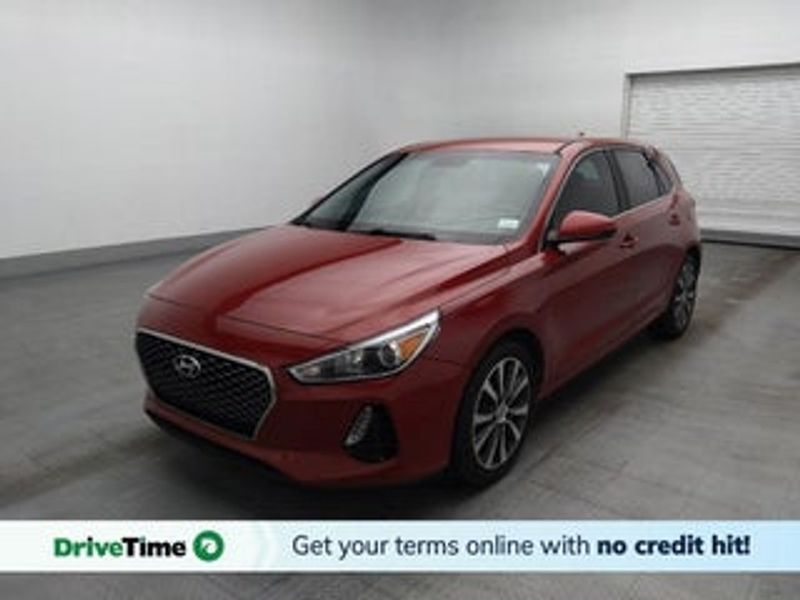 2019 Hyundai Elantra Gt — a typically priced live listing
