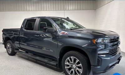 2021 Chevrolet Silverado RST
