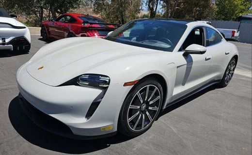 2022 Porsche Taycan 4S