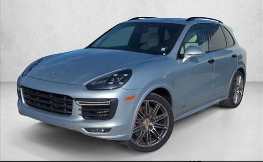 2017 Porsche Cayenne GTS