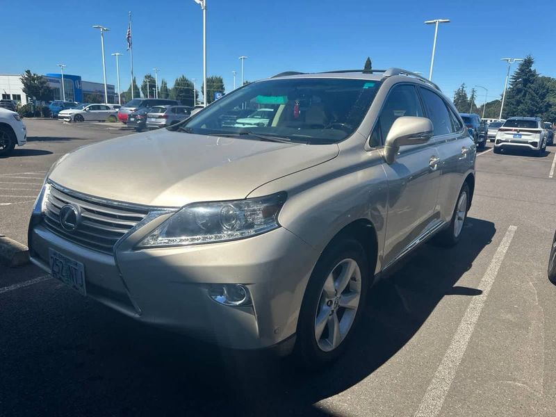 2014 Lexus RX — a typically priced live listing