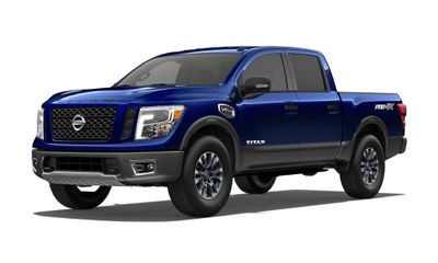 2017 Nissan Titan SV