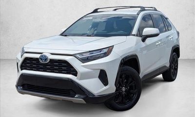 2022 Toyota RAV4 SE