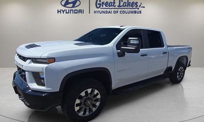 2022 Chevrolet Silverado HD Custom