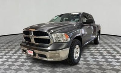 2019 Ram 1500 SLT