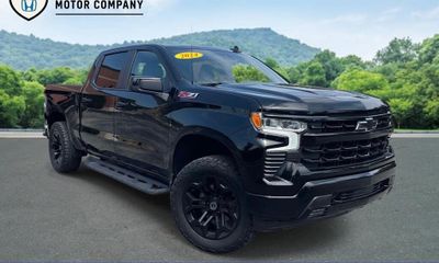 2024 Chevrolet Silverado RST