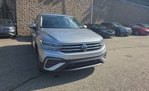 2023 Volkswagen Tiguan SE