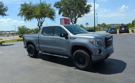 2020 GMC Sierra AT4