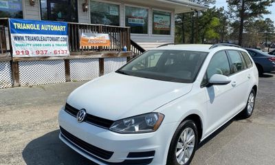 2015 Volkswagen Golf Sportwagen 1 8T TDI