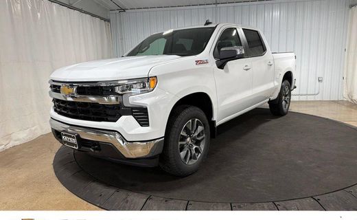 2026 Chevrolet Silverado LT