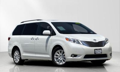 2015 Toyota Sienna XLE