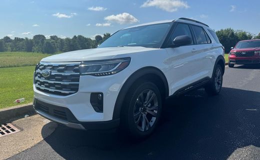 2026 Ford Explorer Active