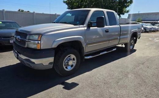 2003 Chevrolet Silverado LS