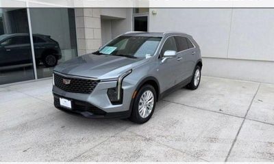 2024 Cadillac XT4 Luxury